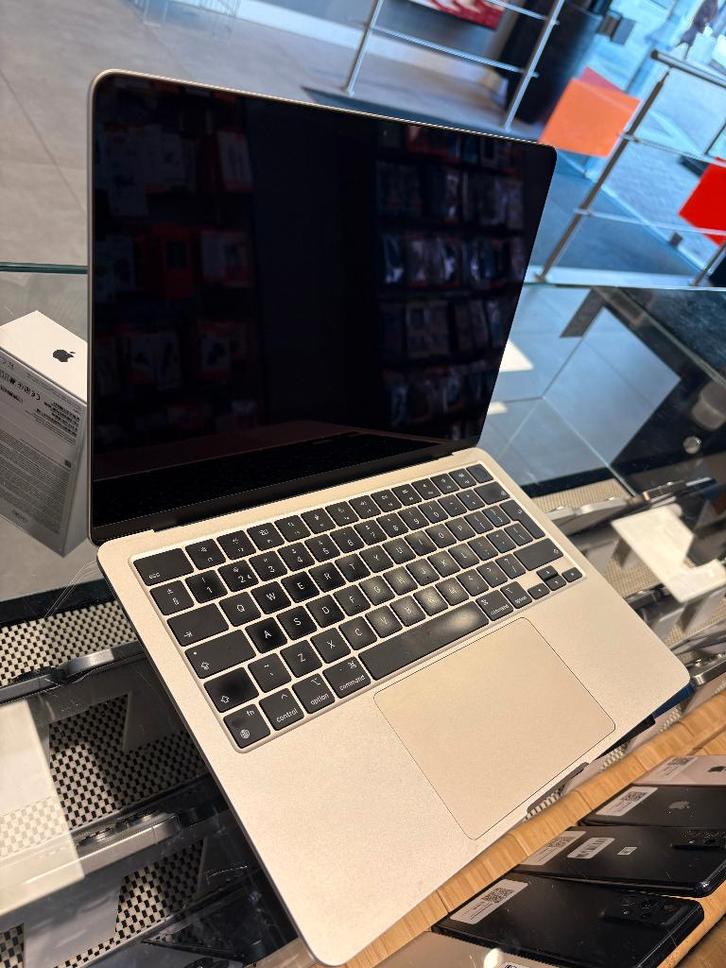 Apple MacBook Air 2024 | 13.6" | M3 512GB 2 Jaar Garantie, Computers en Software, Apple Macbooks, Zo goed als nieuw, MacBook Air