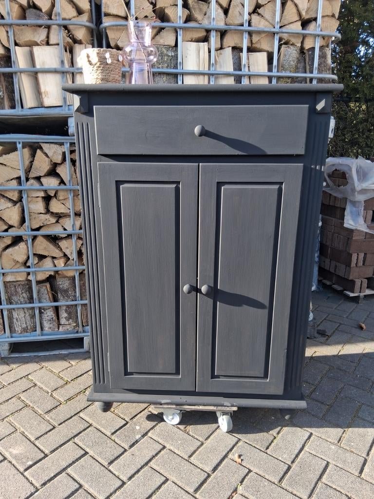 Meidenkast spekkast kledingkast schoenenkast, Huis en Inrichting, Kasten | Overige, Ophalen