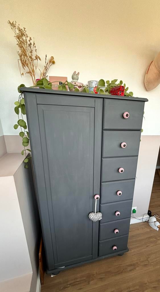 Leuke grijze meidenkast voor kinderkamer, Ophalen, Gebruikt, Kast, 105 cm of meer