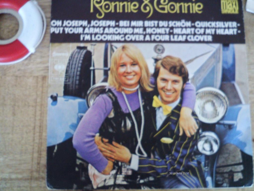 ronnie tober + gonnie baars -- medley 26a, Cd's en Dvd's, Maxi-single, Ophalen of Verzenden, Nederlandstalig, 1970 - 1979