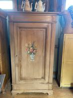 Eendeurskast kledingkast, Ophalen