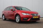 SEAT Leon ST 1.0 EcoTSI Style Business Intense DSG Automaat, Auto's, Stof, Gebruikt, Euro 6, Met garantie (alle)