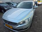 Volvo S60 2.0 T3 Momentum rijdt super € 8.850,00, 4 cilinders, 1969 cc, Origineel Nederlands, Handgeschakeld