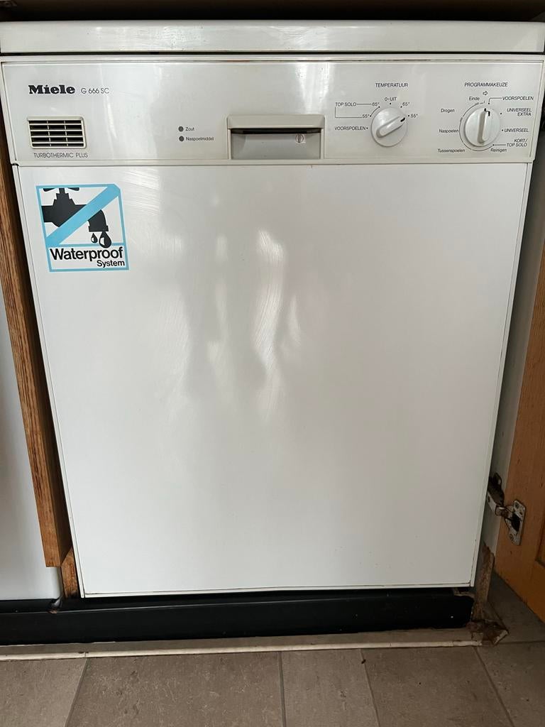 Miele G 666 SC Vaatwasser - Betrouwbaar en compleet, Ophalen, Gebruikt, 60 cm of meer, Voorspoelprogramma