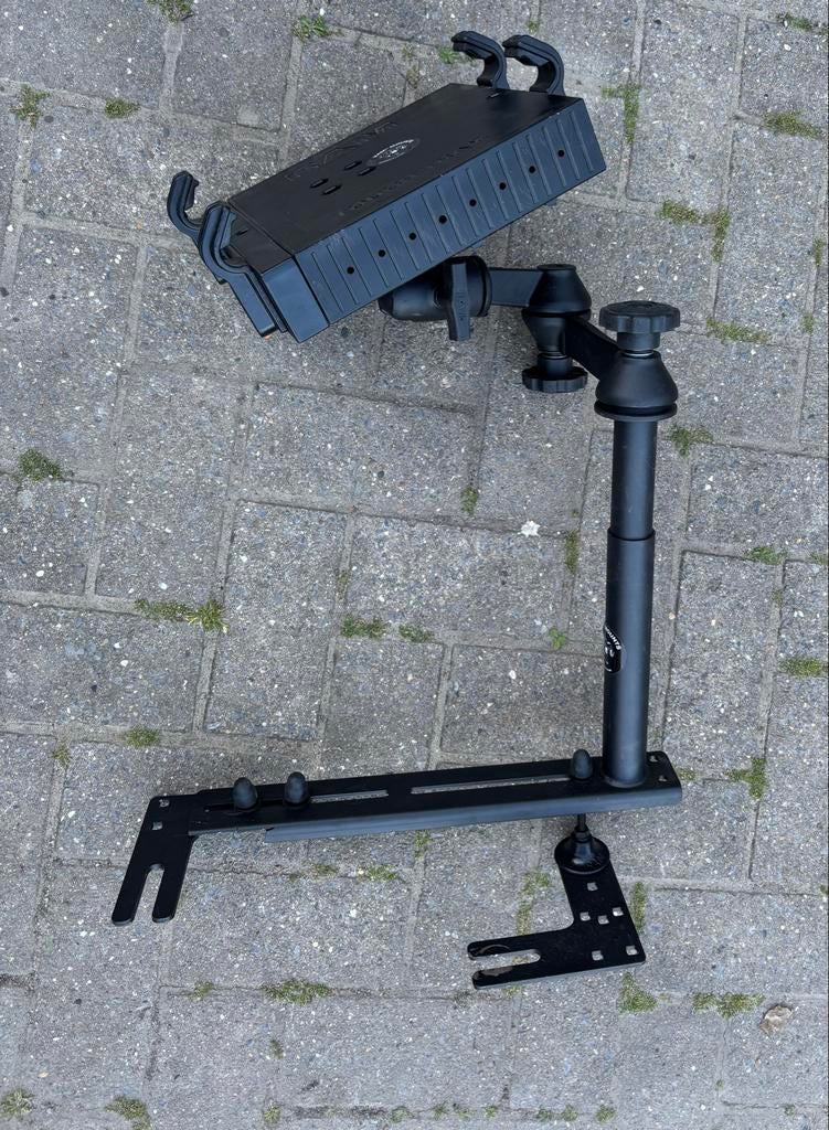 RAM MOUNT Universele Laptop Beugel - Gebruikt, Ophalen, Gebruikt, In hoogte verstelbaar