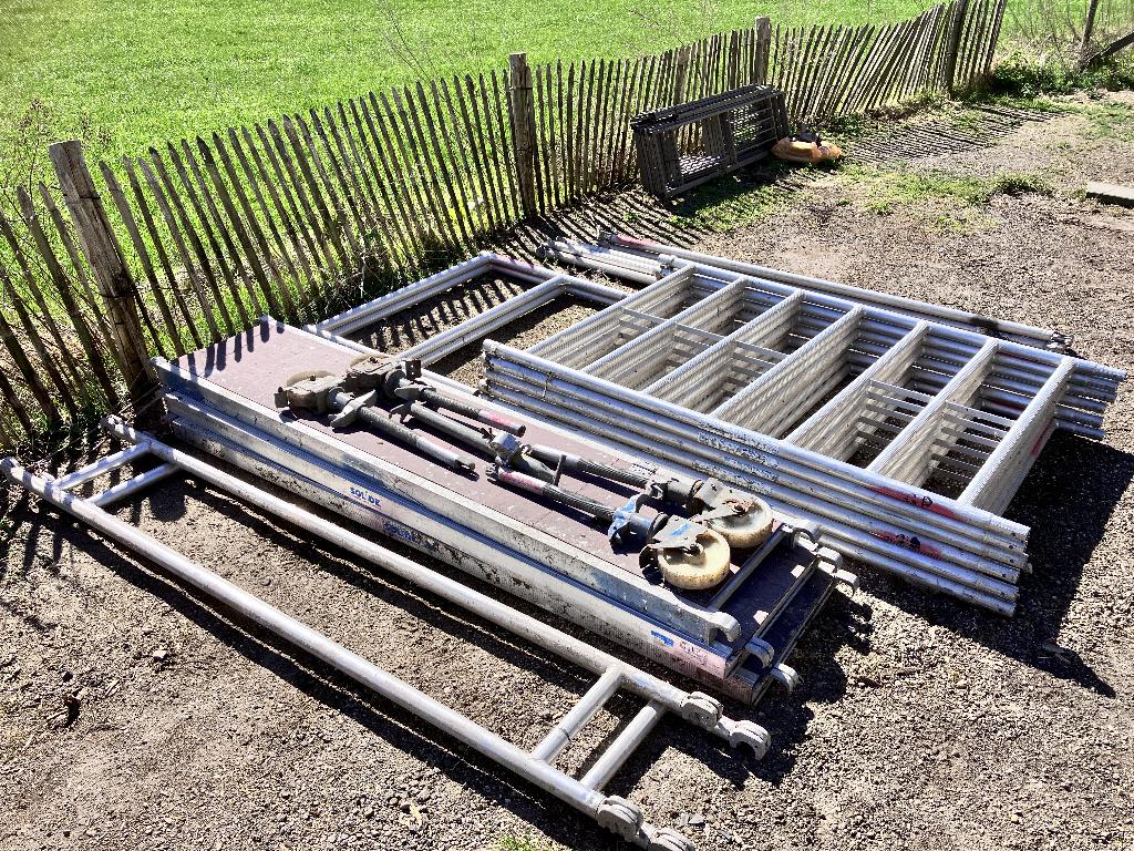 hoge aluminium steiger, Doe-het-zelf en Verbouw, Steigers, Ophalen, Gebruikt, Rolsteiger of Kamersteiger, 5 meter of hoger