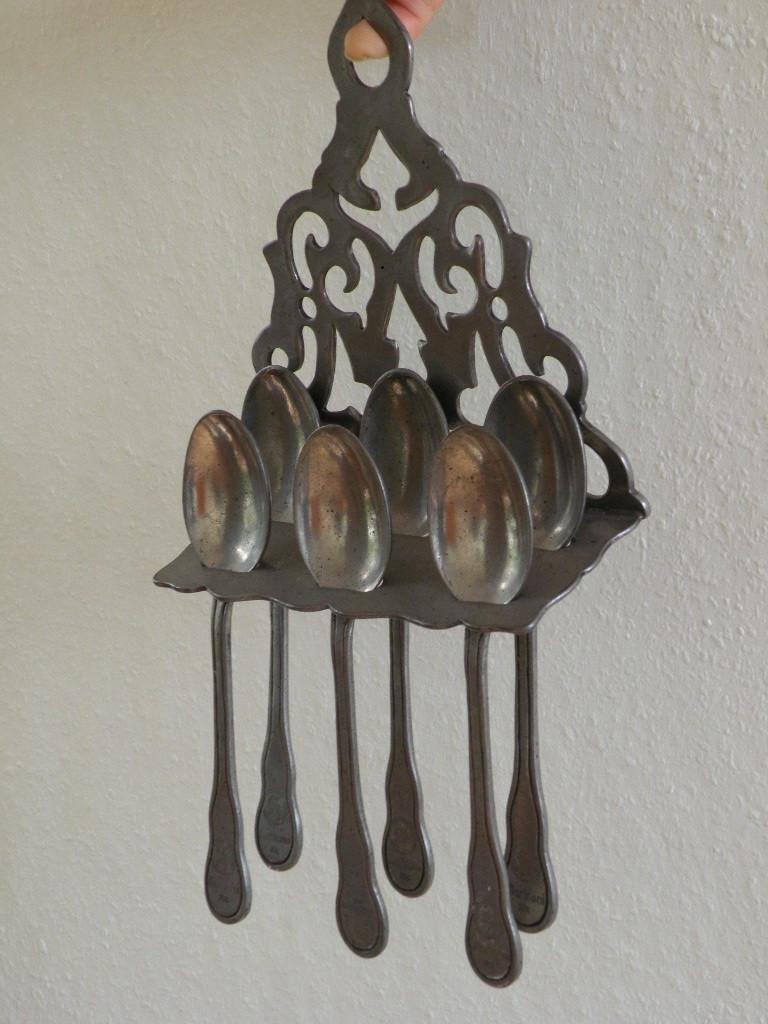 Marinoni zilvertinnen lepels in lepelrek, Brescia, Italië., Antiek en Kunst, Ophalen of Verzenden