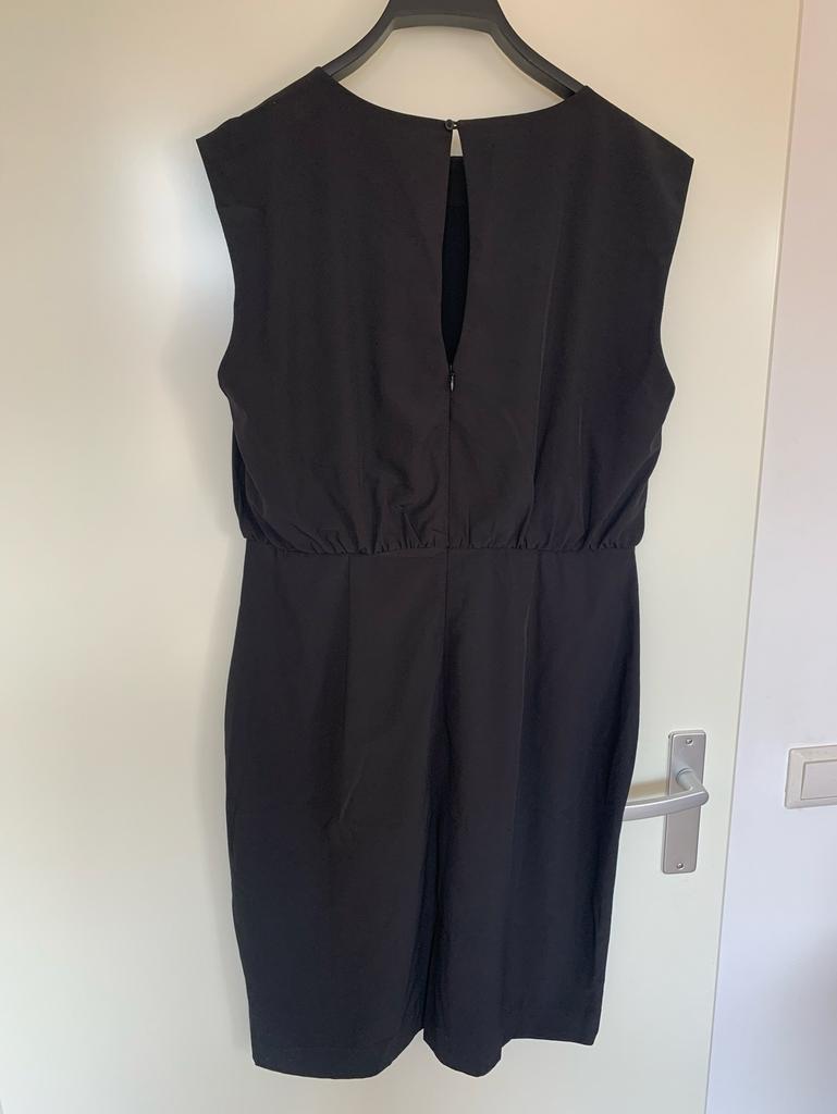 Jurk by Groth, Kleding | Dames, Jurken, Zwart, Maat 42/44 (L), Ophalen of Verzenden, Zo goed als nieuw