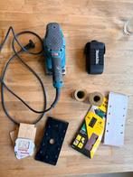 Makita BO9711 schuurmachine met toebehoren, Ophalen of Verzenden, Gebruikt, Minder dan 600 watt, Bandschuurmachine