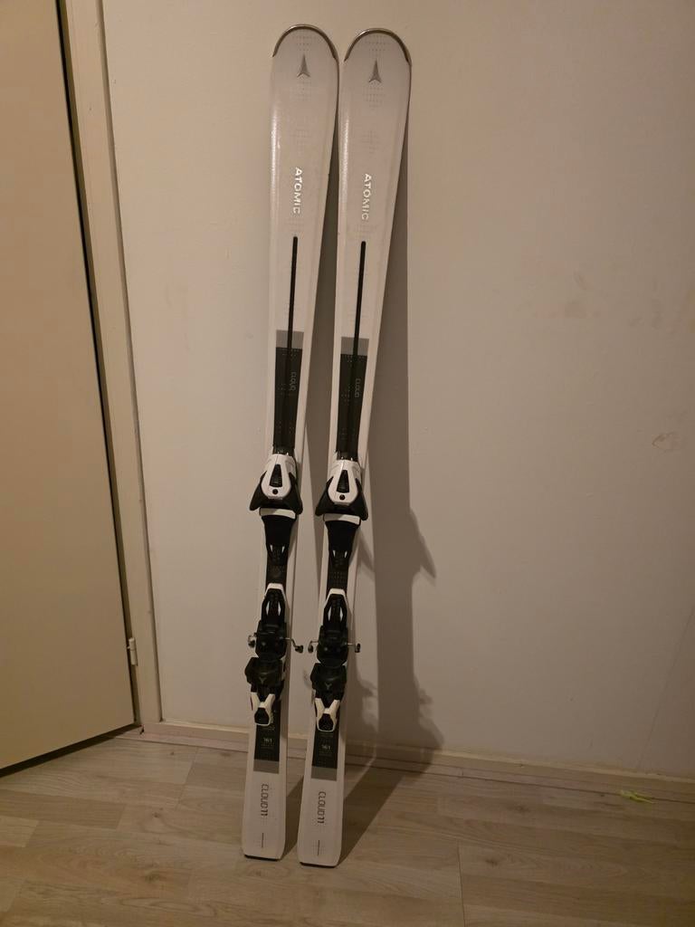 Atomic Cloud 11 Ski's - 161 incl bindingen, Sport en Fitness, Skiën en Langlaufen, Ophalen, 140 tot 160 cm, Zo goed als nieuw