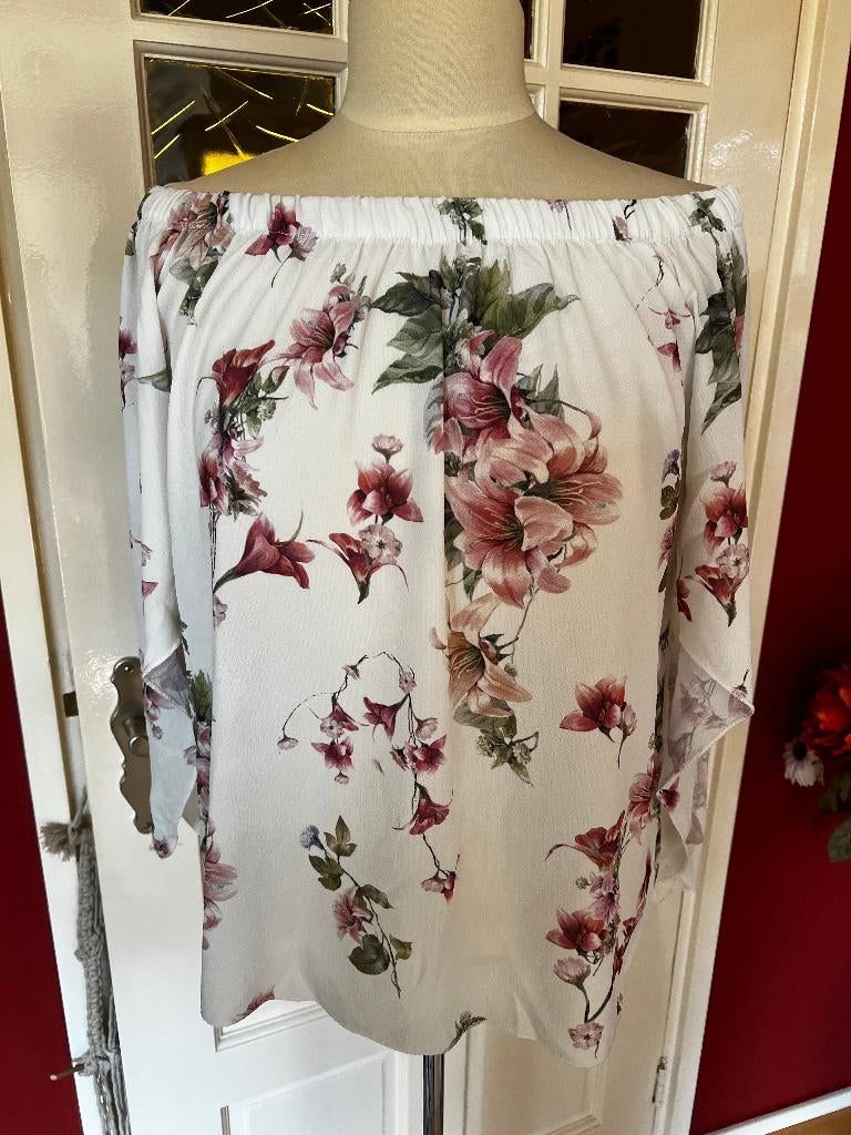 off-schouder blouse, Ophalen, Zo goed als nieuw, Maat 38/40 (M)