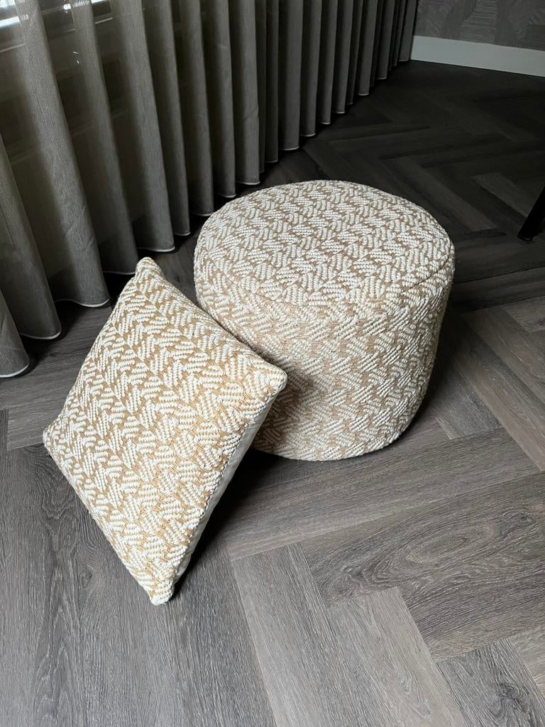 Leuke Poef Loods5 met bijpassend kussen, Ophalen of Verzenden, Zo goed als nieuw, Rond, Minder dan 50 cm