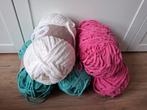 5 bollen Alison & Mae chenille garen 300 gram, Hobby en Vrije tijd, Ophalen of Verzenden, Nieuw, Breien of Haken, Wol of Garen