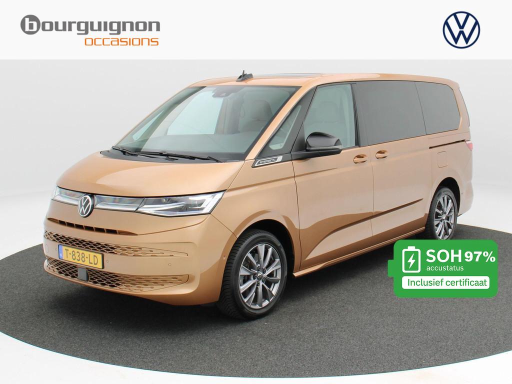 Volkswagen Multivan 1.4 eHybrid 218 Pk L2H1 Life Business 7, Auto's, Stof, Gebruikt, Euro 6, Bruin