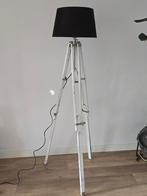 Originele antieke tripod driepoot statieflamp gratis kap + l, Ophalen of Verzenden, Gebruikt, Landelijke vintage industrieel retro