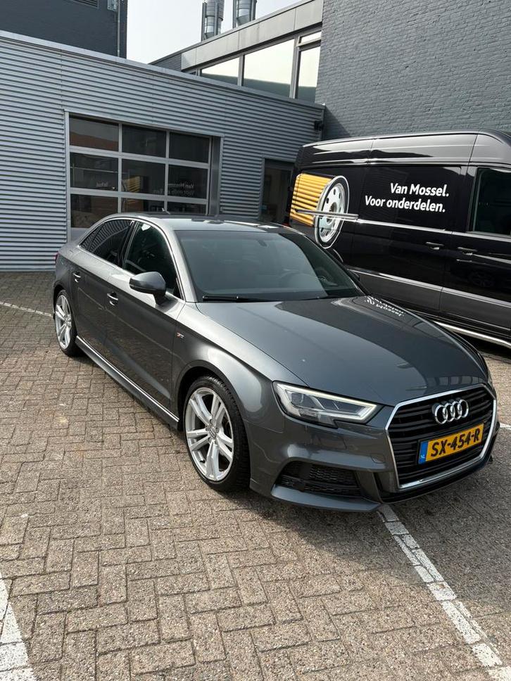 Audi A3 1.5 Tfsi CoD Ultra 150pk S Tronic 2018 Grijs, Auto's, Audi, Particulier, A3, Benzine, B, Sedan, Automaat, Origineel Nederlands