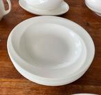 Wedgwood bone china solar 6 diepe borden, Huis en Inrichting, Keuken | Servies, Ophalen of Verzenden, Zo goed als nieuw, Bord(en)