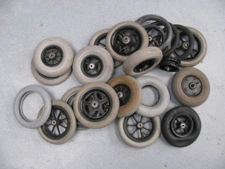 rolstoel luchtbandjes, Van 6 tot 12,5 inch, Diversen, Rolstoelen, Zo goed als nieuw, Handbewogen rolstoel, Ophalen of Verzenden
