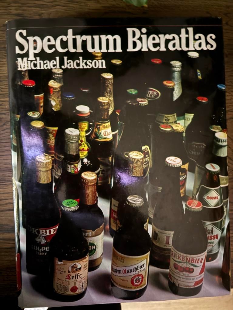 Spectrum Bieratlas - Michael Jackson (Eerste druk 1977), Ophalen of Verzenden