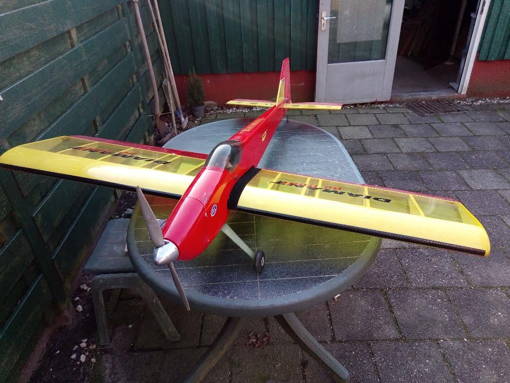 Diamant No Limit van TOP, Hobby en Vrije tijd, Modelbouw | Radiografisch | Vliegtuigen, Ophalen, Gebruikt, Nitro