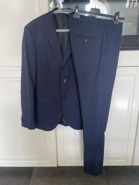 Kostuum pak maat 46 donkerblauw gala feest bruiloft, Kleding | Heren, Kostuums en Colberts, Blauw, Ophalen of Verzenden, Zo goed als nieuw