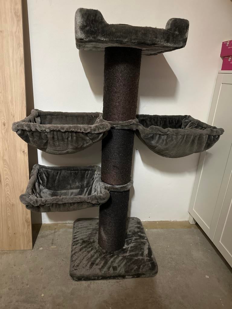 Petrebels krabpaal, Dieren en Toebehoren, Ophalen, Krabpaal