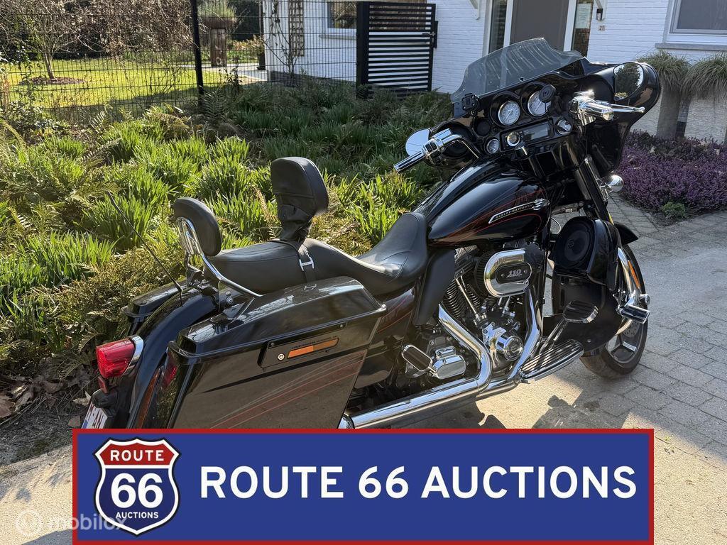Harley-Davidson CVO Street Glide | 2012 | Route 66 Auctions, Auto's, Overige Auto's, Gebruikt, Overige carrosserieën, Zwart, Bedrijf