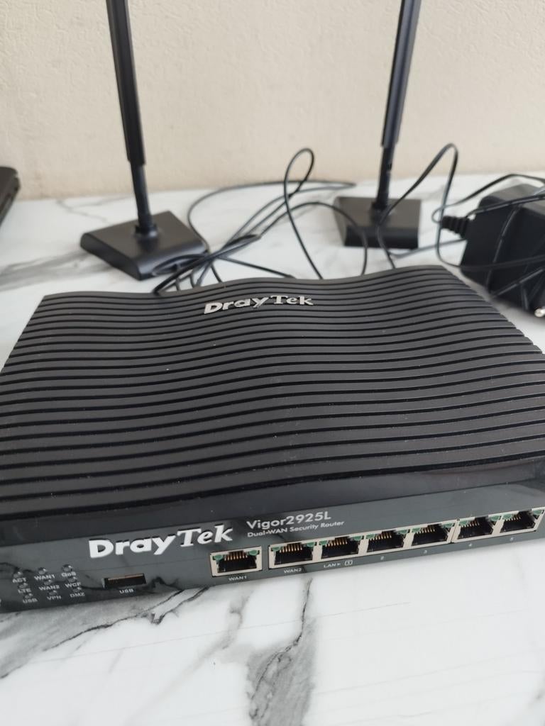 TE KOOP DRAYTEK VIGOR 2925 L SWITCHES, Computers en Software, Netwerk switches, Ophalen, Zo goed als nieuw