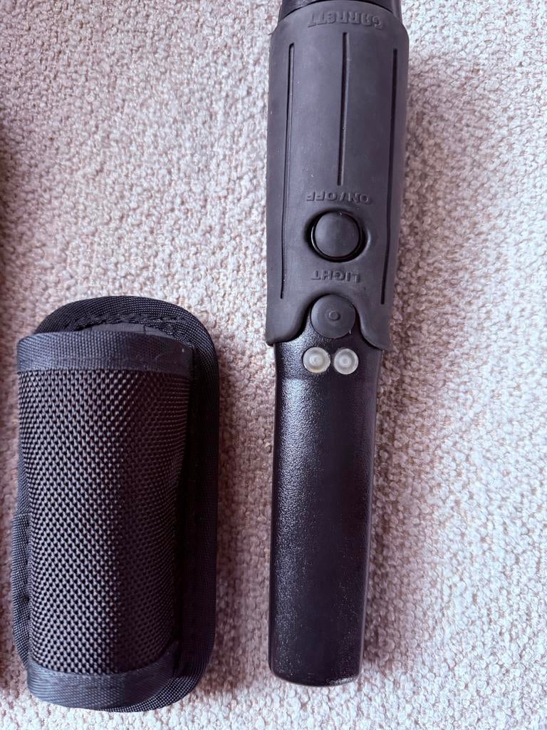 2x Garrett handscanners met broekhouders, Hobby en Vrije tijd, Metaaldetectors, Ophalen of Verzenden, Gebruikt, 30 cm of minder