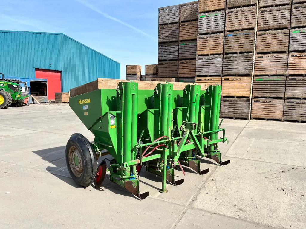 Hassia Aardappel poter planter zeer nette machine 4 rijer, Overige, Zaaien, Planten of Poten