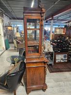 Antieke 2-delige kast met vitrine, Ophalen