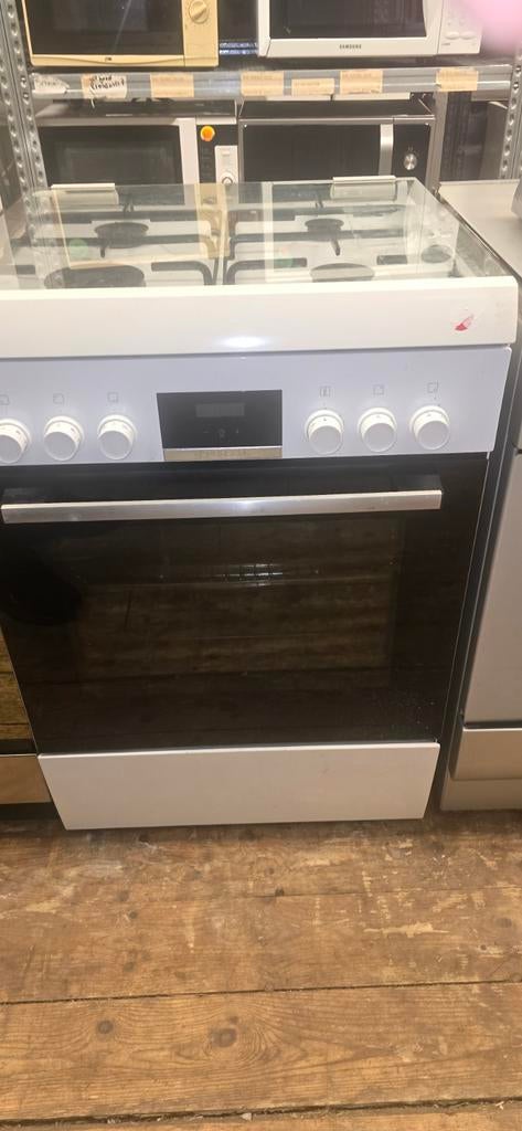 Zgan gasfornuis met heteluchtoven met garantie, Witgoed en Apparatuur, Fornuizen, Ophalen, 4 kookzones, Zo goed als nieuw, Gas