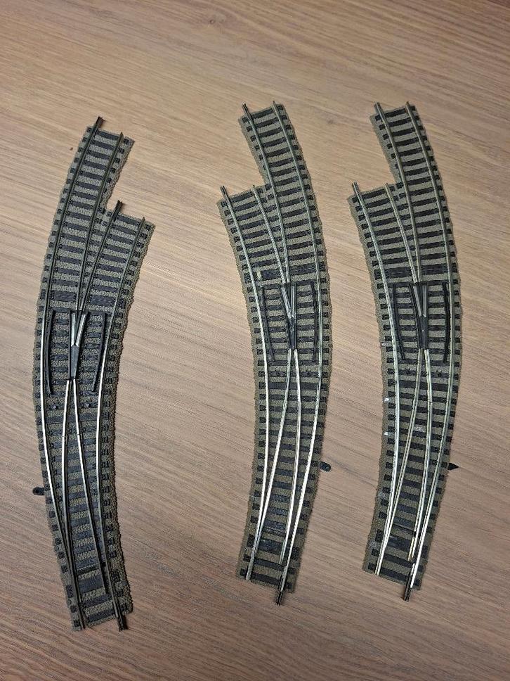 Fleismann Profirail - 3 stuks 6142 - 2x links/1x rechts, Hobby en Vrije tijd, Modeltreinen | H0, Gebruikt, Rails, Gelijkstroom