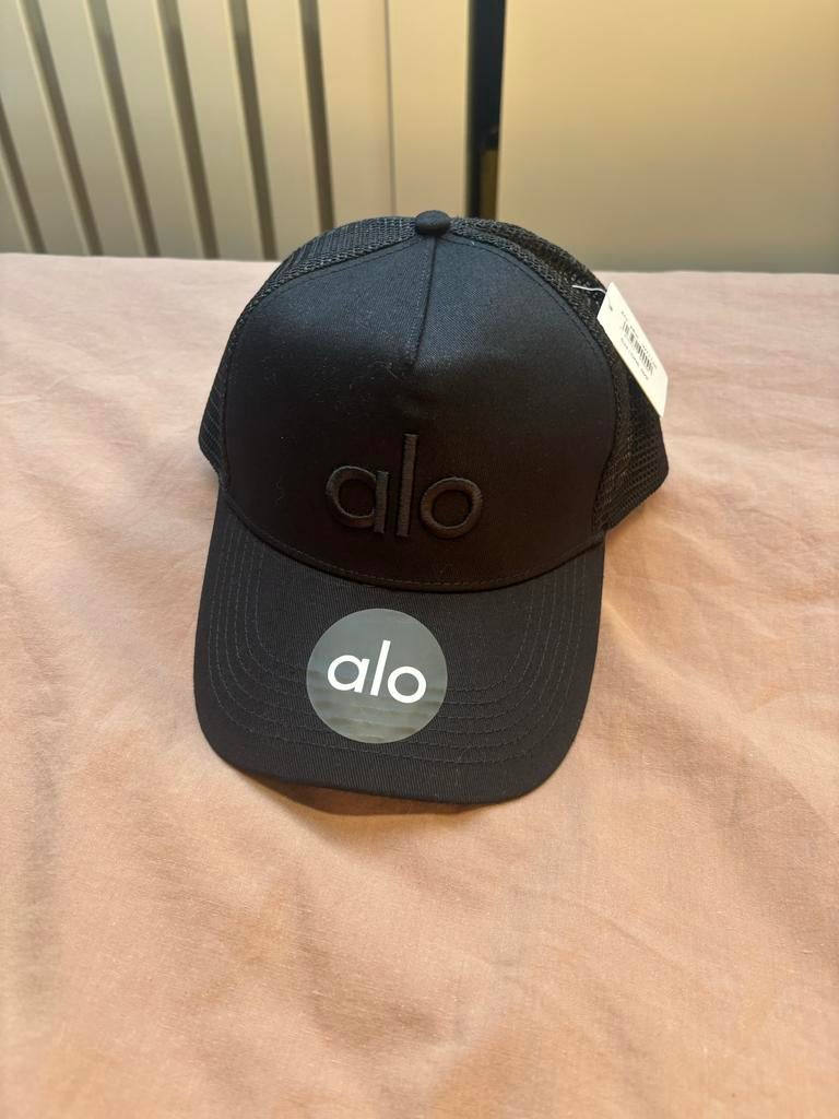 Alo Tucker pet, Kleding | Dames, Hoeden en Petten, Ophalen of Verzenden, Nieuw, One size fits all, Pet