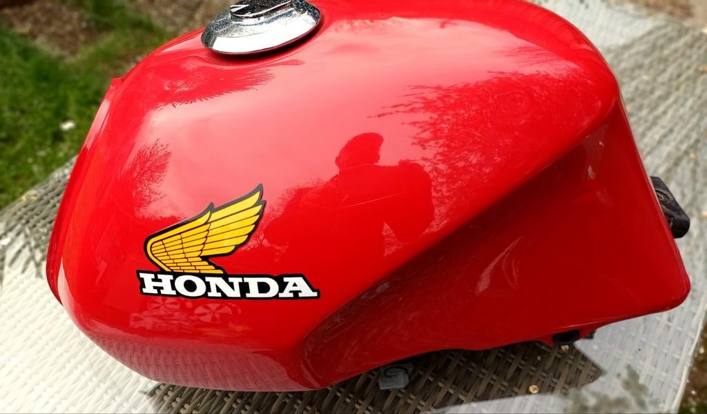 Honda XBR500 tank inclusief benzinekraan, Ophalen of Verzenden