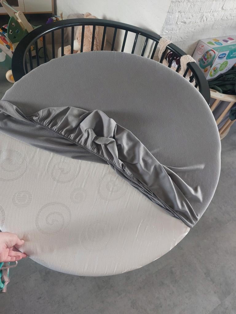 Matras en kleden voor ronde box, Kinderen en Baby's, Boxen, Ophalen, Zo goed als nieuw, Rond, Boxkleed