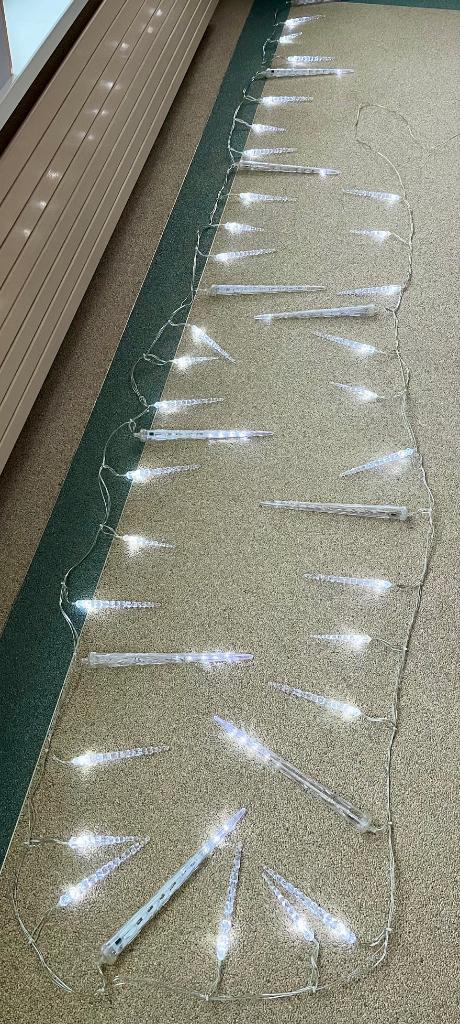 Kerstverlichting, ijspegels, 5 meter, Ophalen of Verzenden, Zo goed als nieuw