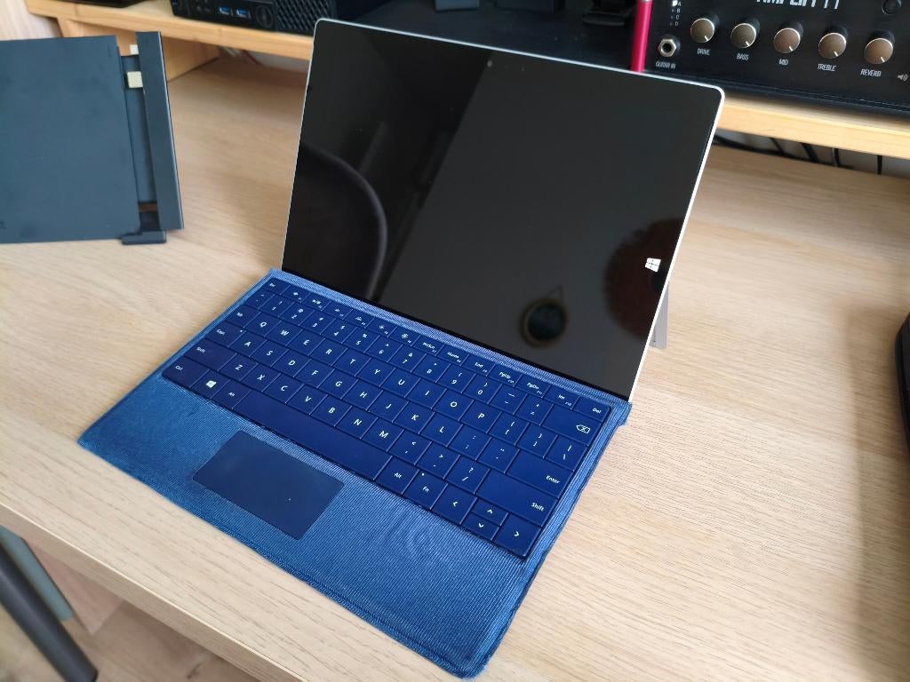 Microsoft Surface 3 - Dock-Keyboard-Mouse-Pen-SD-Case-HDMI.., Ophalen, Gebruikt, 11 inch, Surface 3