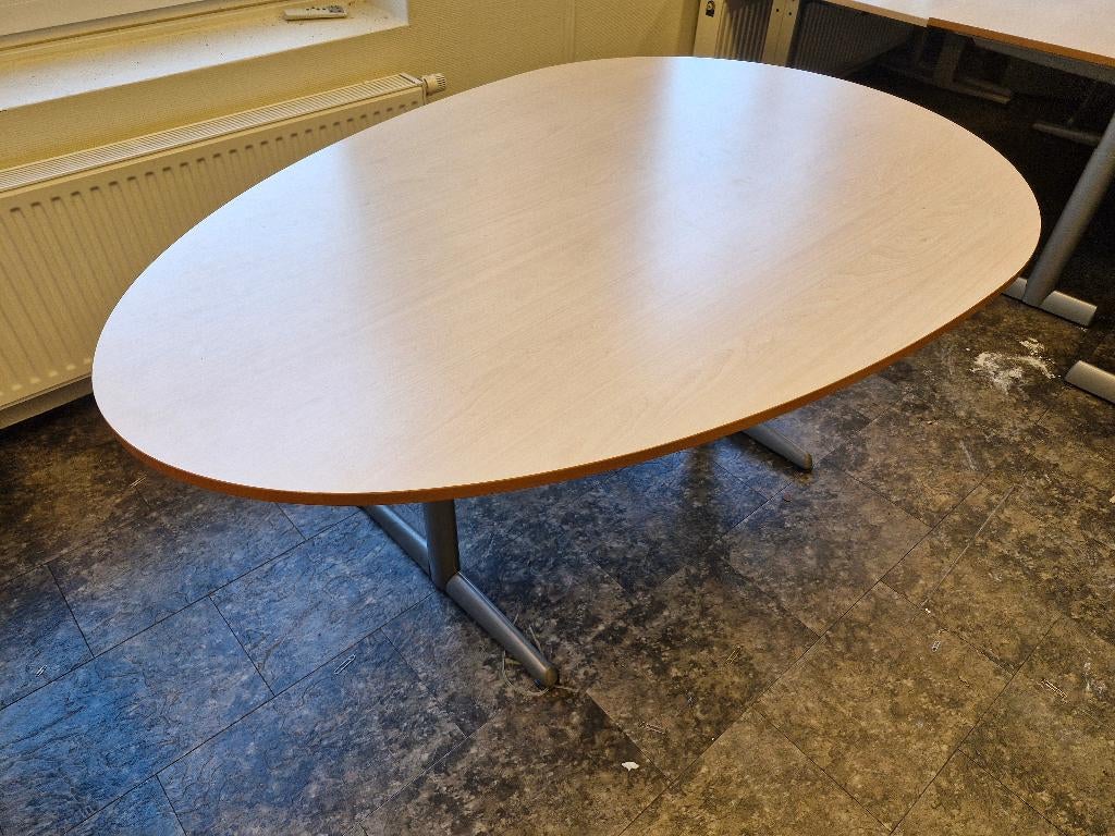 Ahrend 500 Vergadertafel 4 - 6 personen, Kofferen 60, Ophalen of Verzenden, Zo goed als nieuw, Ahrend