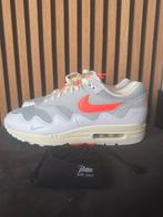 Patta x Nike Air Max 1 “Patta White/ Hyper Crimson” – EU 43, Ophalen of Verzenden, Zo goed als nieuw, Wit