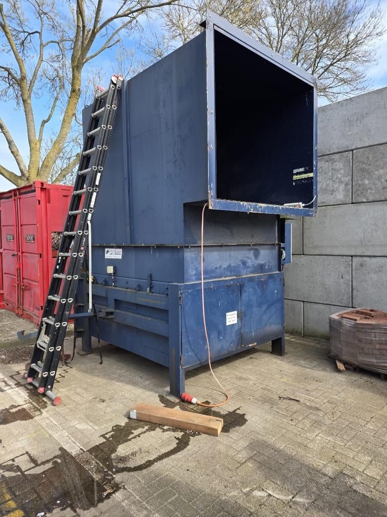 Afvalpers voor pershulzen zonder pershulzen, Ophalen, Zo goed als nieuw