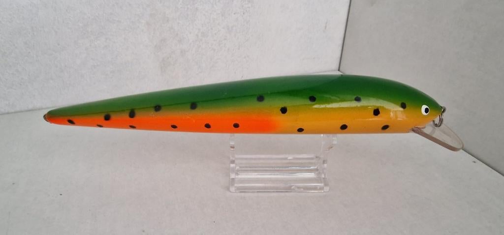 Nilsmaster 25 cm., Watersport en Boten, Hengelsport | Roofvissen, Zo goed als nieuw, Overige typen, Ophalen of Verzenden