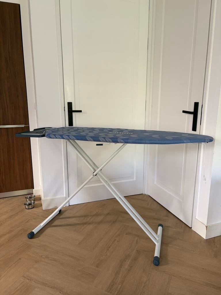 Philips Easy7 strijkplank, Ophalen of Verzenden, Zo goed als nieuw