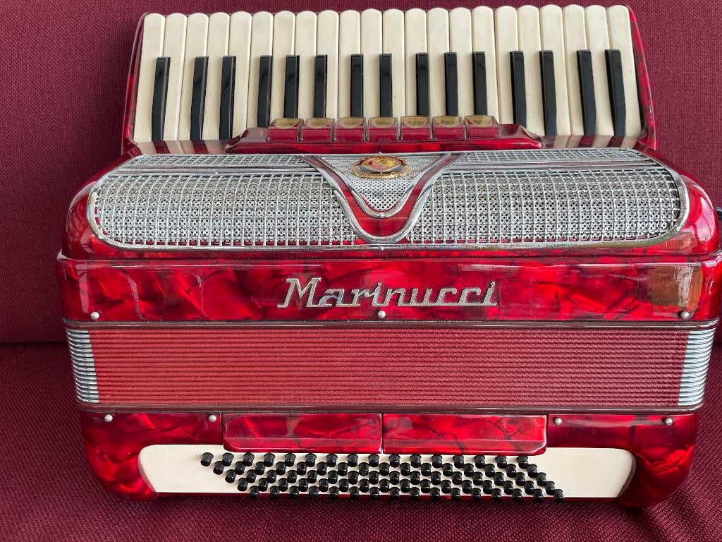 Italiaanse Marinucci accordeon . 80 bas .Musette ., Gebruikt, 80-bas, Met koffer, Marinucci