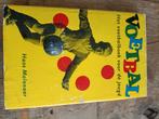 Voetbalboek voor de jeugd - Hans Molenaar, Ophalen of Verzenden, Gelezen, Hans Molenaar, Balsport