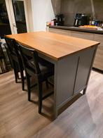 Eikenhouten keukeneiland met 2 hoge stoelen, Huis en Inrichting, Tafels | Sidetables, Ophalen, Eikenhout, Zo goed als nieuw, 150 tot 200 cm