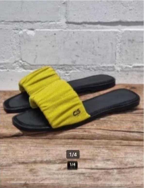 CHPTR-S - Prachtige slippers maat 39 - Nieuw €190 - CHPTRS, Nieuw, X, CHPTR-S, Sandalen of Muiltjes