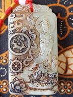 Mooi origineel antiek Oosters amulet van groene jade 6,8 cm., Antiek en Kunst, Ophalen of Verzenden