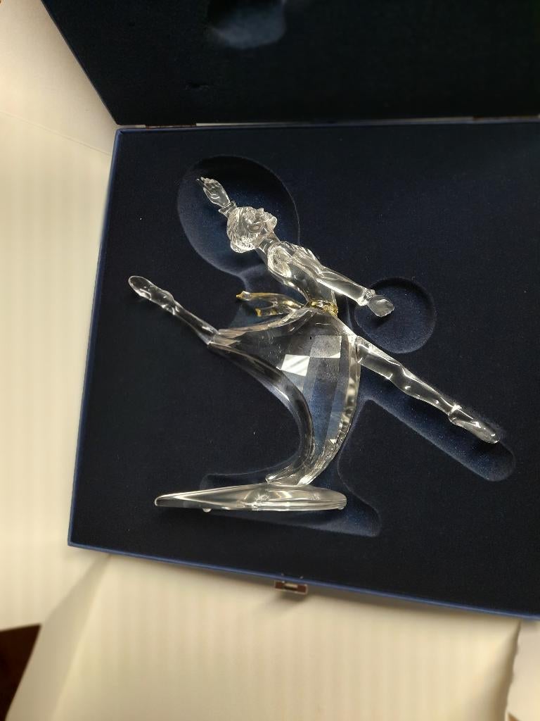 Swarovski. Anna jaarstuk 2004 in box, Ophalen of Verzenden, Zo goed als nieuw, Figuurtje