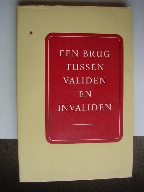 Een brug tussen Validen en Invaliden, Ophalen of Verzenden, Zo goed als nieuw